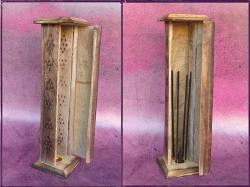 Räucherturm Holz mit Tür